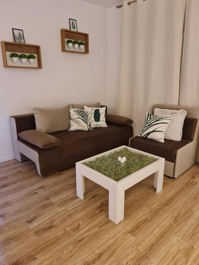 Little Treasure By The Sea Apartment Pomorie Ngoại thất bức ảnh