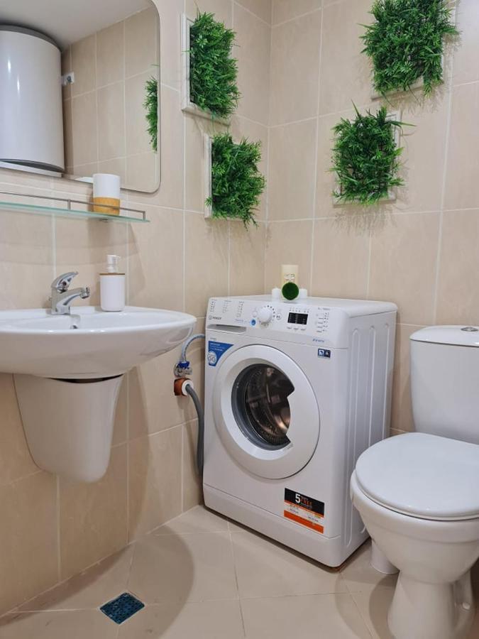 Little Treasure By The Sea Apartment Pomorie Ngoại thất bức ảnh