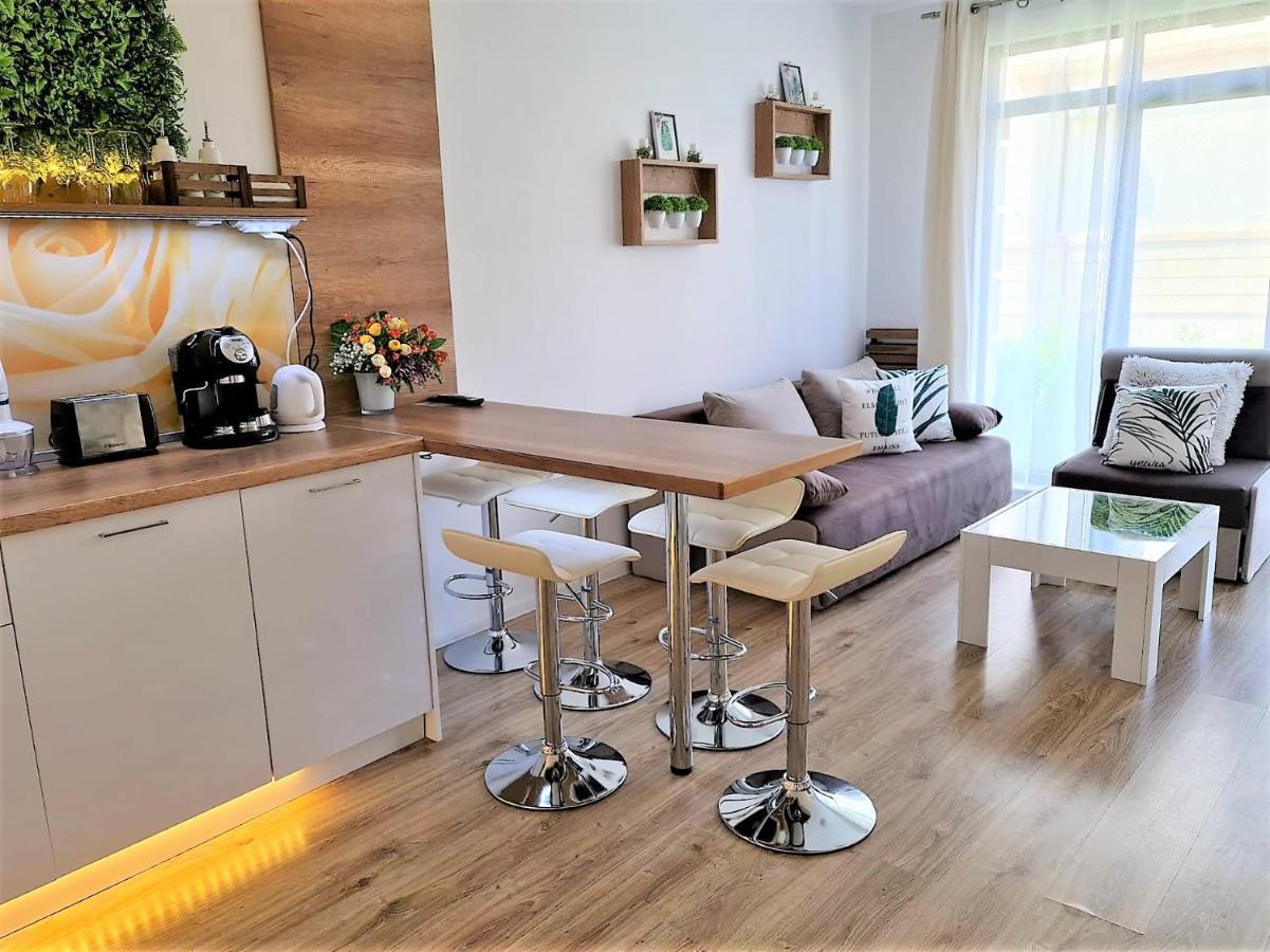 Little Treasure By The Sea Apartment Pomorie Ngoại thất bức ảnh