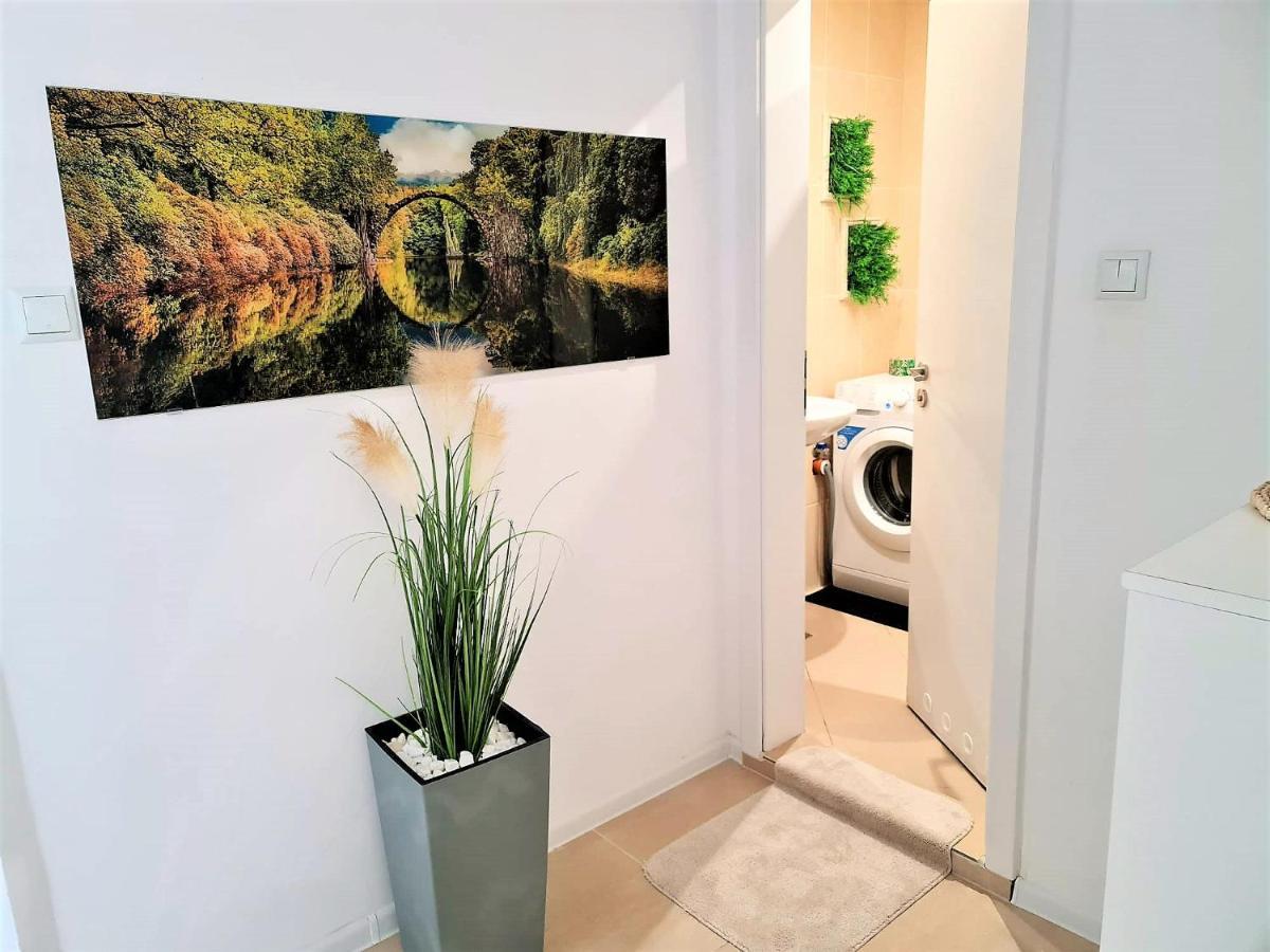 Little Treasure By The Sea Apartment Pomorie Ngoại thất bức ảnh