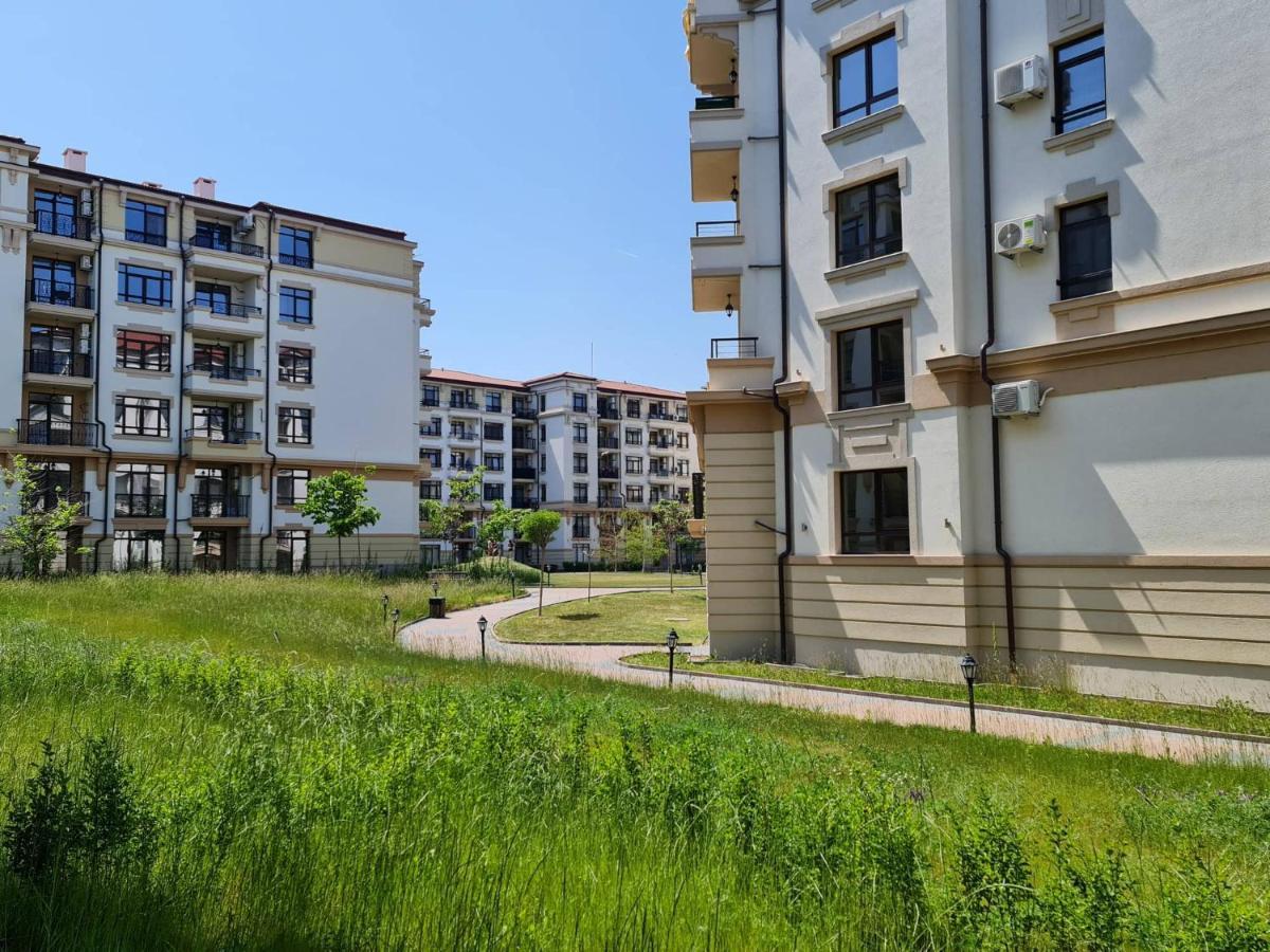 Little Treasure By The Sea Apartment Pomorie Ngoại thất bức ảnh